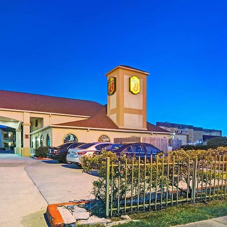 Super 8 By Wyndham Houston Hobby Airport South Otel Dış mekan fotoğraf